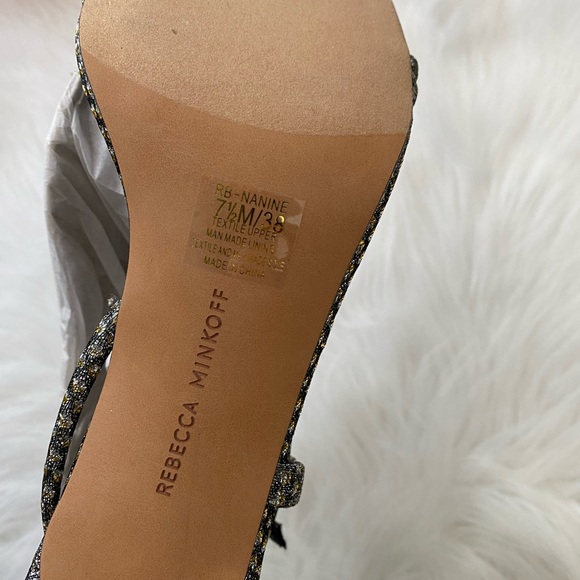 Beautiful heels - Picture 5 of 16